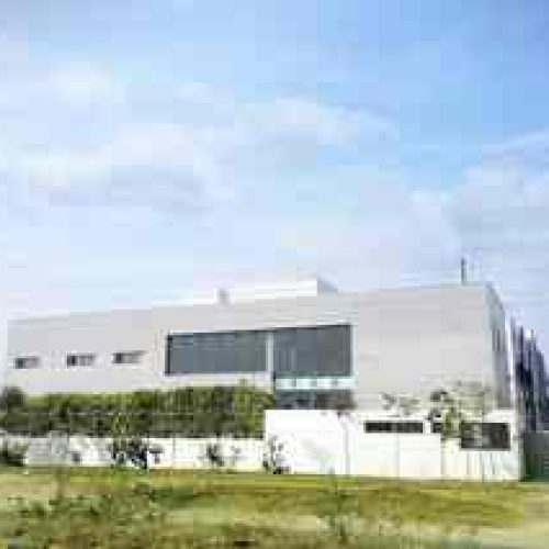 Top-rated private security agency in Noida for apartments, hospitals, and industrial areas
Whether you need a guard for a society gate or for a corporate office, our Security Guard Services in Noida are tailored for both residential and commercial needs
